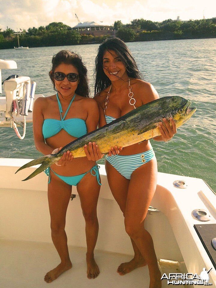 Hot Fishing Girls