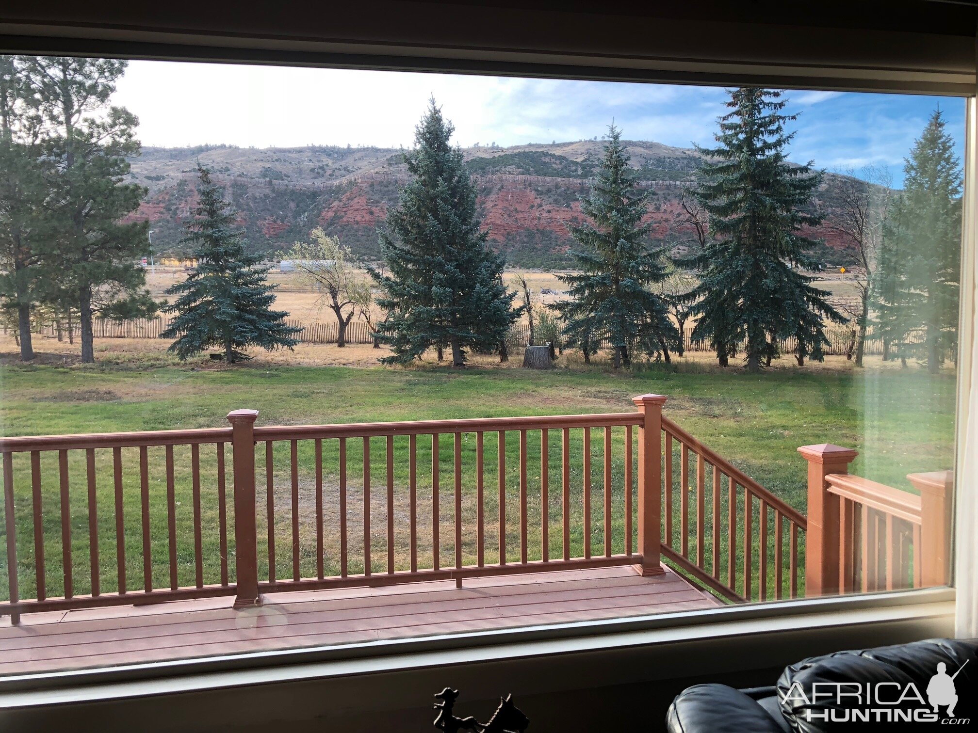 Lodge View back